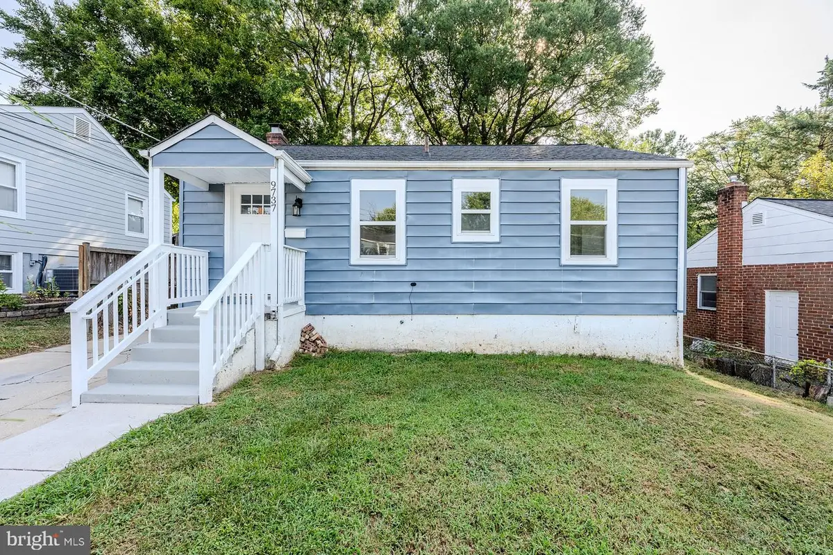 9737 51st Ave, Berwyn Heights, MD 20740 - #1