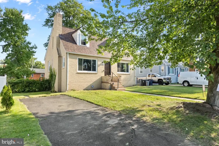 6502 Hansford St, District Heights, MD 20747 - #2