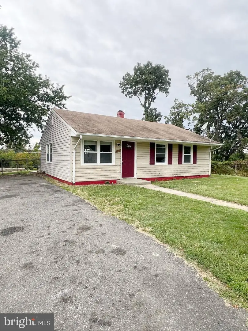 601 Carson Ave, Oxon Hill, MD 20745 - #2