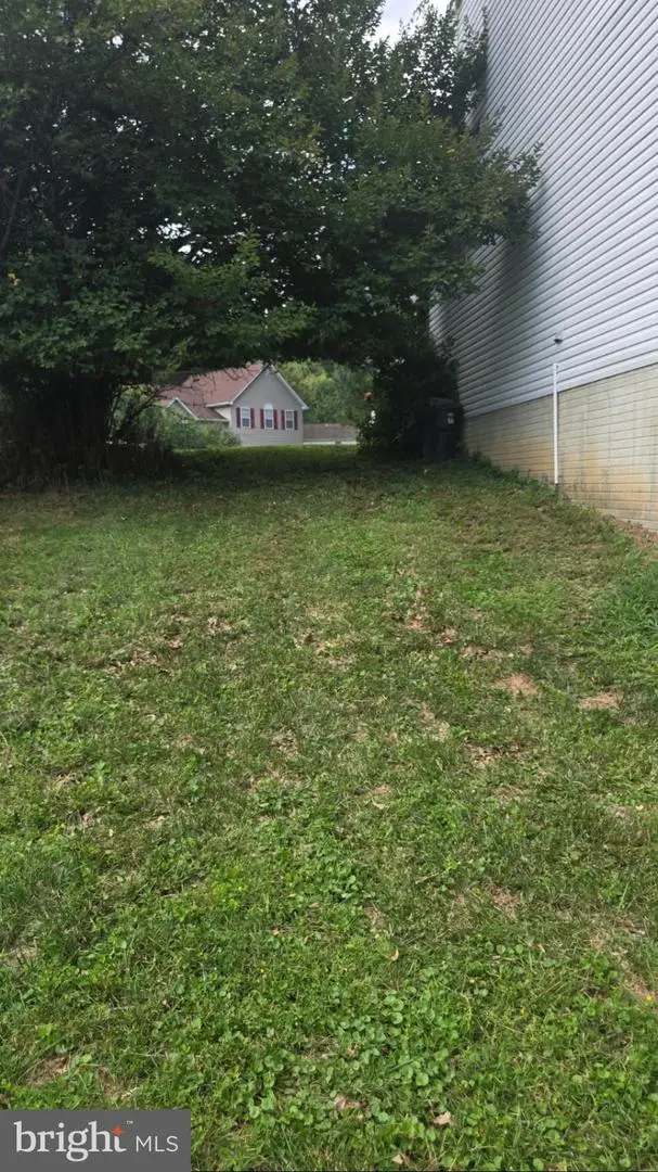 2104 Whispering Willow Ct, Temple Hills, MD 20748 - #2