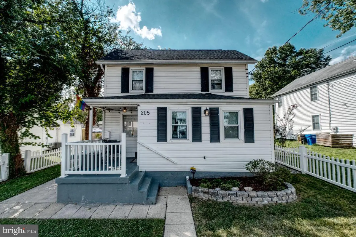 205 10th St, Laurel, MD 20707 - #1
