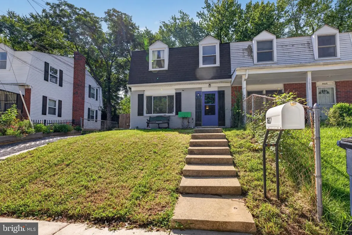 7617 Barlowe Rd, Hyattsville, MD 20785 - #1