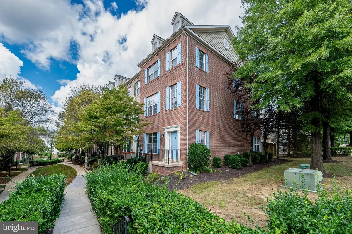 12429 Gladys Retreat Cir, Bowie, MD 20720 - #1