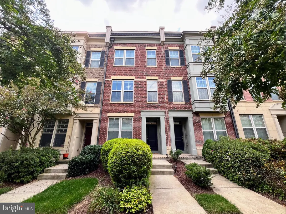 860 Regents Sq #339, Oxon Hill, MD 20745 - #1