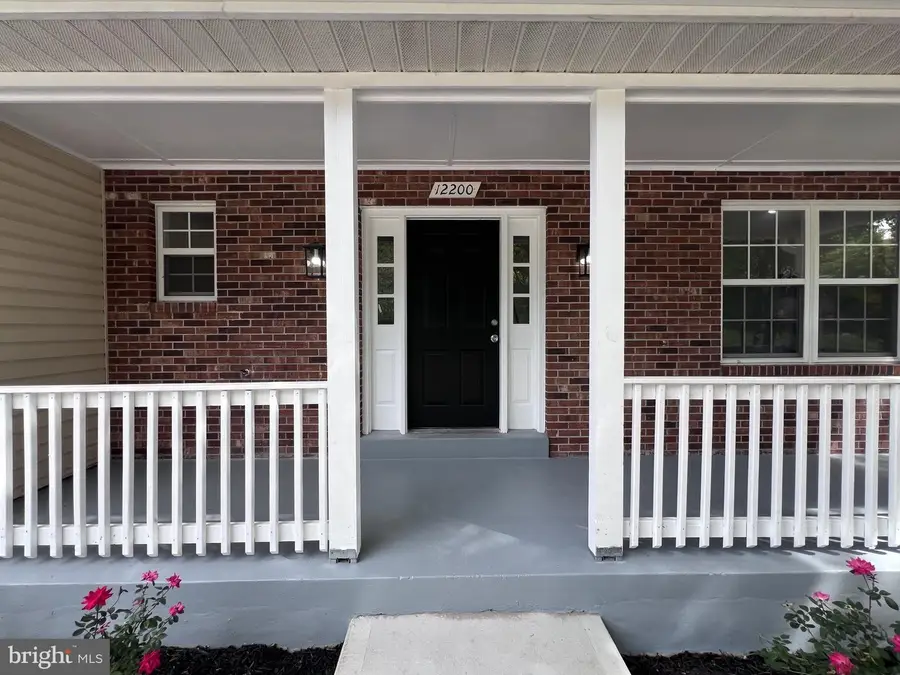 12200 Clear Creek Dr, Fort Washington, MD 20744 - #2