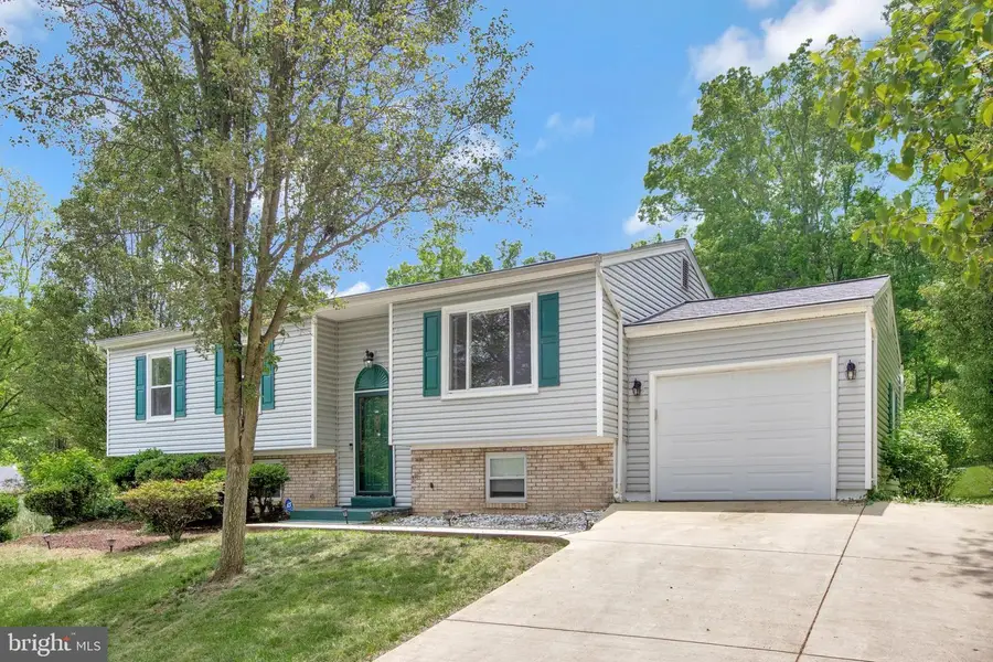 9201 Branchview Dr, Fort Washington, MD 20744 - #2