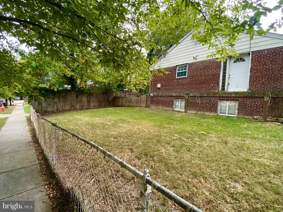 8611 22nd Ave, Hyattsville, MD 20783 - #3