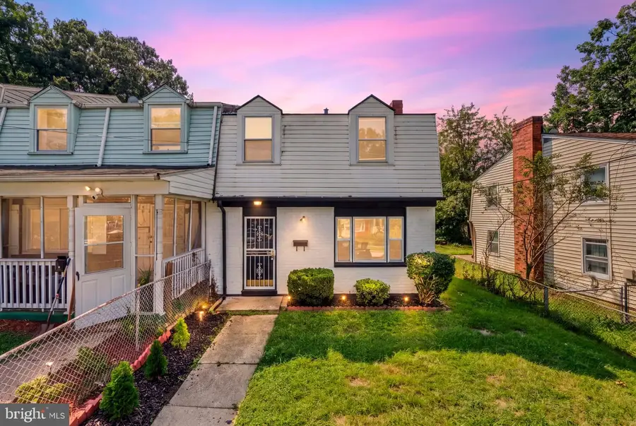 7725 Greymont St, Landover, MD 20785 - #2