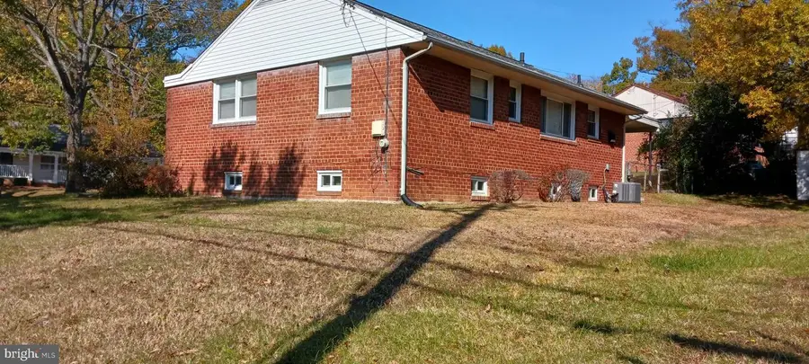 6101 84th Ave, New Carrollton, MD 20784 - #2