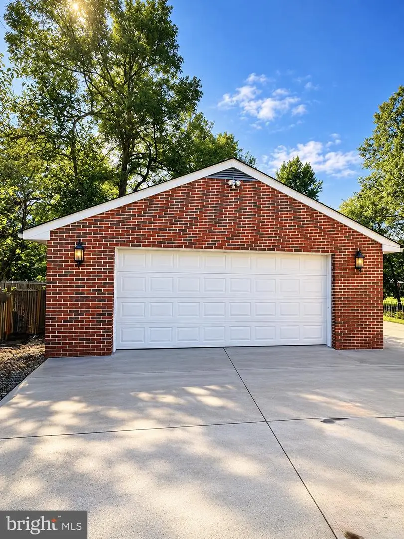 Address Withheld By Seller, Temple Hills, MD 20748 - #2