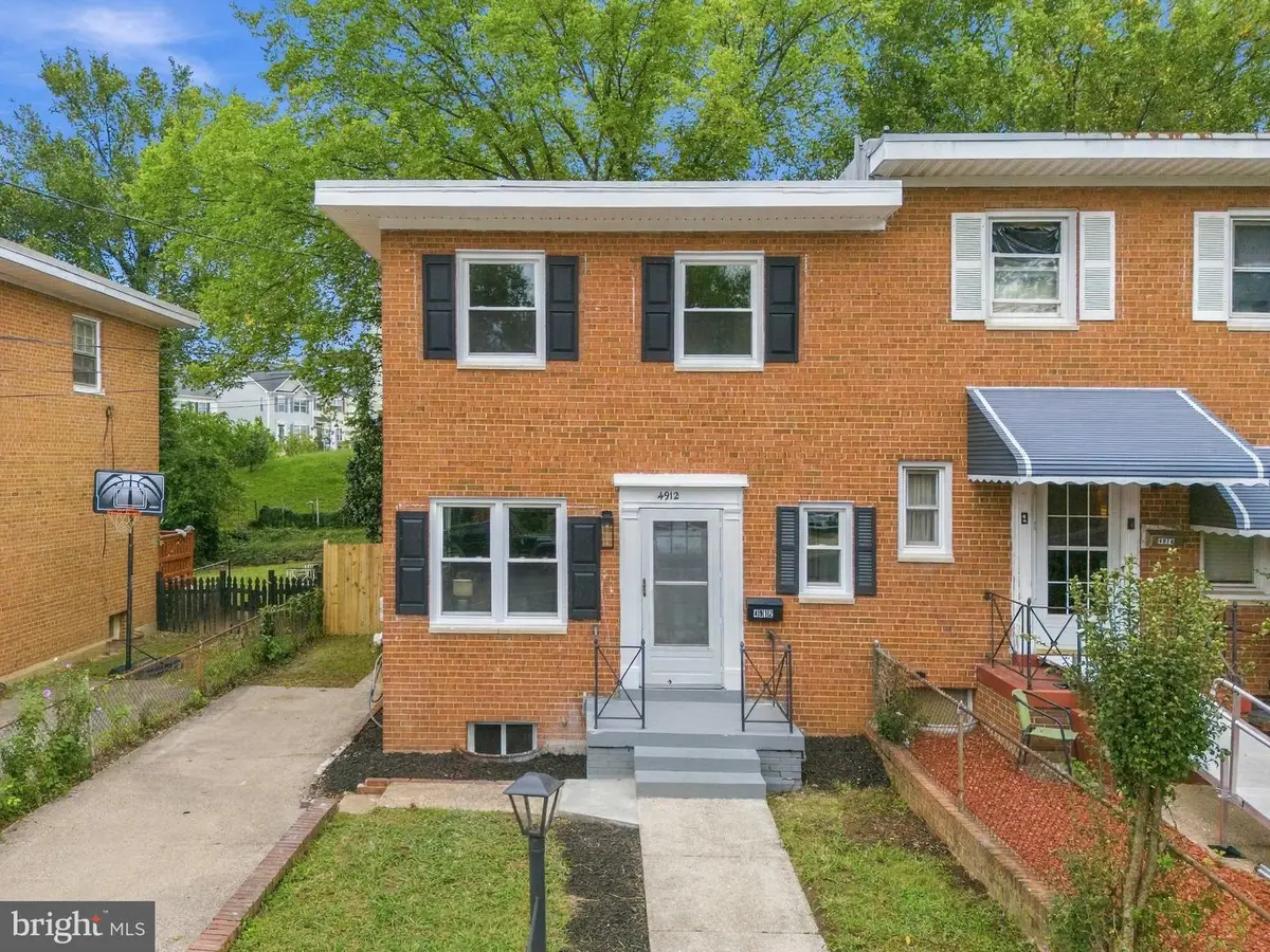 4912 Maury Pl, Oxon Hill, MD 20745 - #1