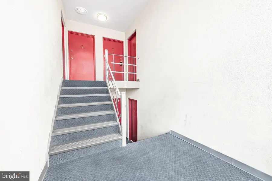 3823 Hamilton St #b-303, Hyattsville, MD 20781 - #3