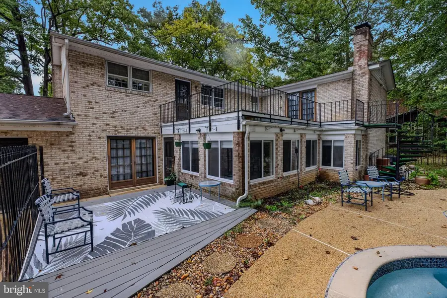 702 Gleneagles Dr, Fort Washington, MD 20744 - #2