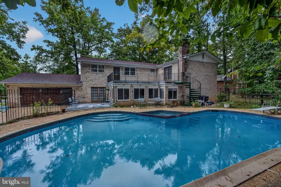 702 Gleneagles Dr, Fort Washington, MD 20744 - #3