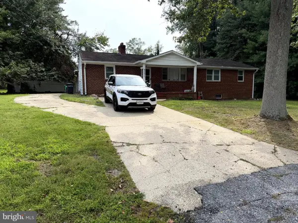 9501 Sherwood Dr, UPPER MARLBORO, MD 20772