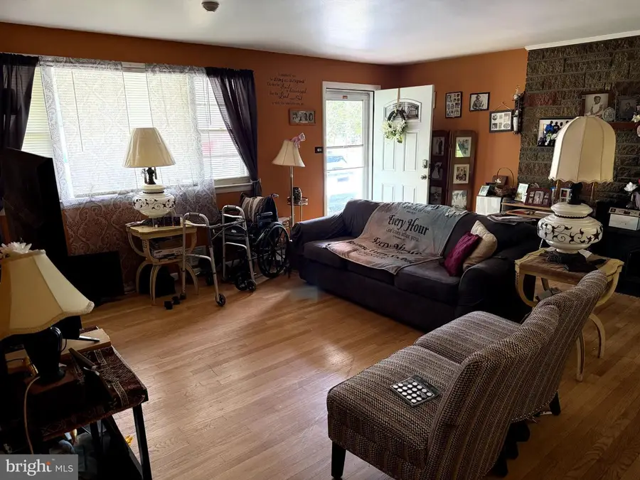 9501 Sherwood Dr, Upper Marlboro, MD 20772 - #2