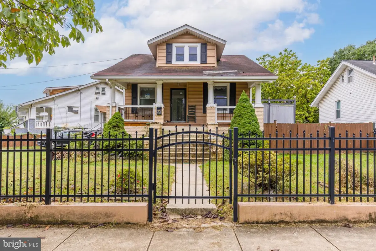 4007 Bunker Hill Rd, Brentwood, MD 20722 - #1