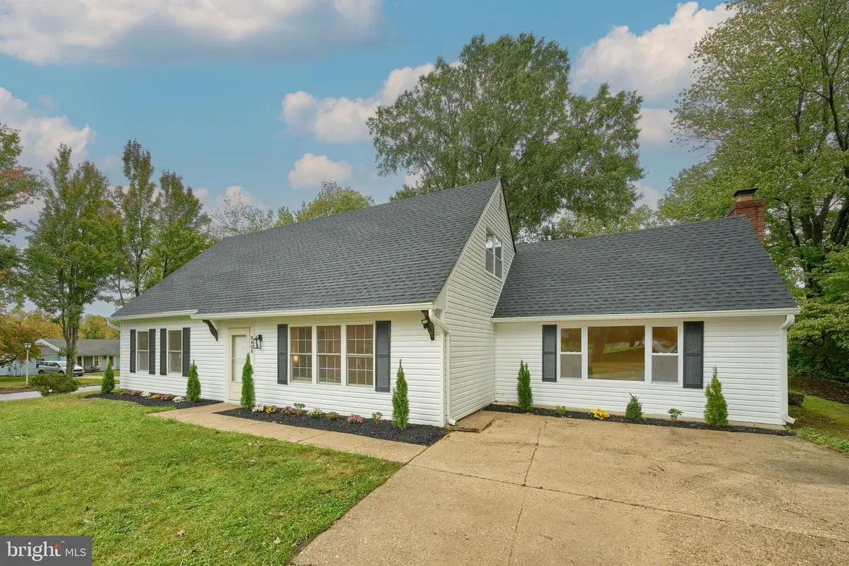 9600 Cedarhollow Ln, Upper Marlboro, MD 20774 - #1