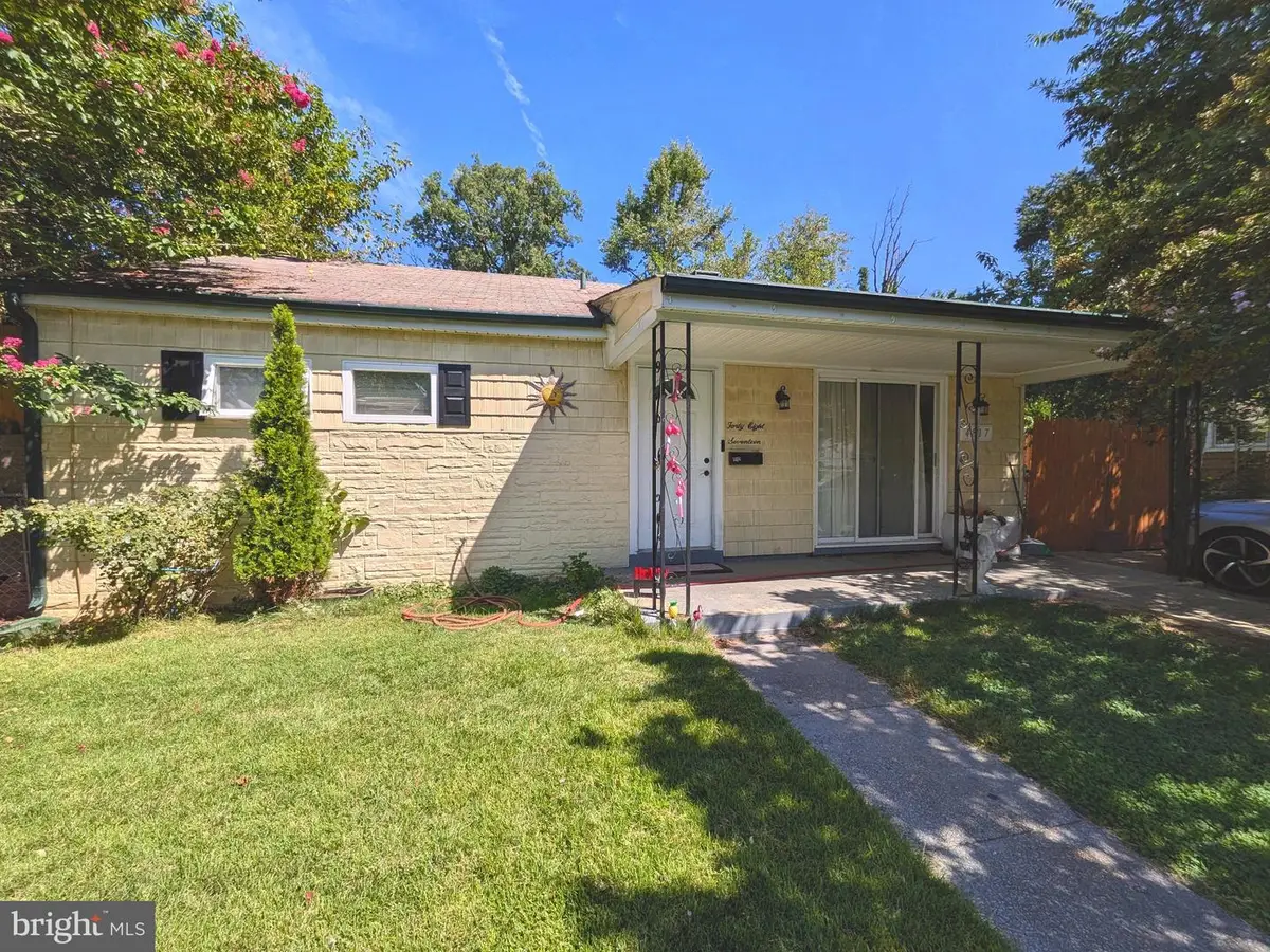 4817 Trenton Rd, Hyattsville, MD 20784 - #1