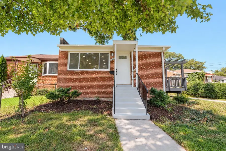 3527 Chadwick Ct, Temple Hills, MD 20748 - #3