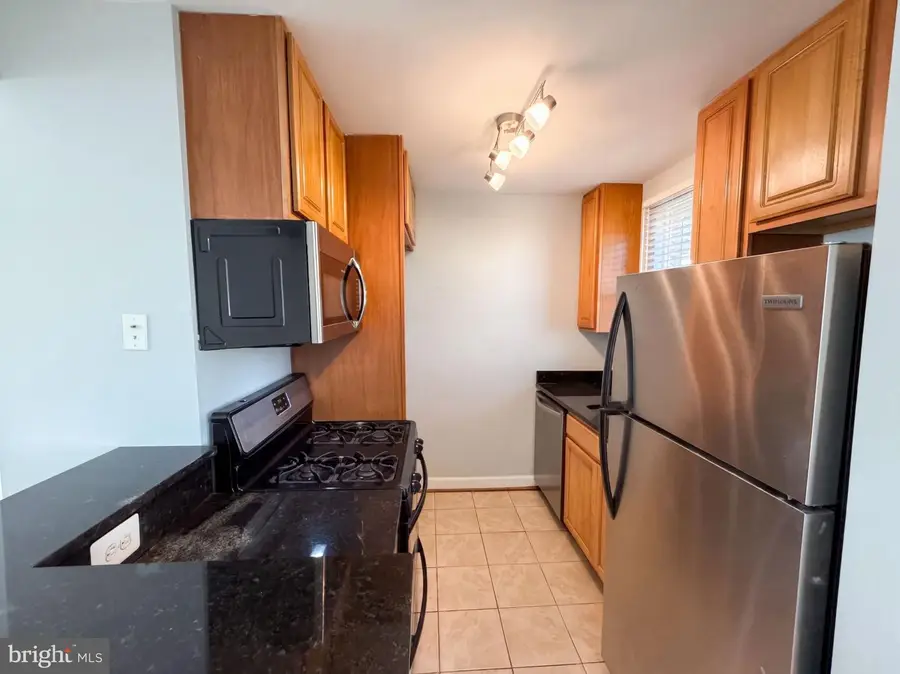 6940 Hawthorne St, Hyattsville, MD 20785 - #2