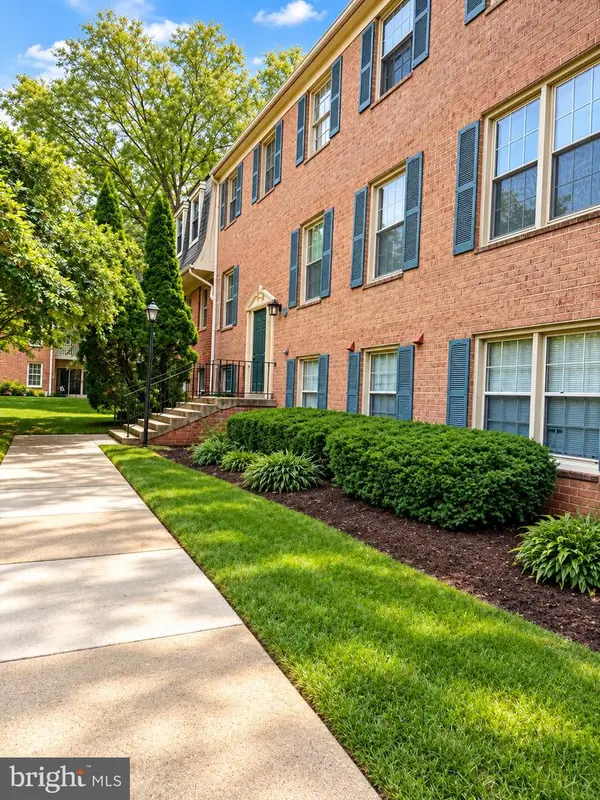 6026 Westchester Park Dr #6026 301, COLLEGE PARK, MD 20740