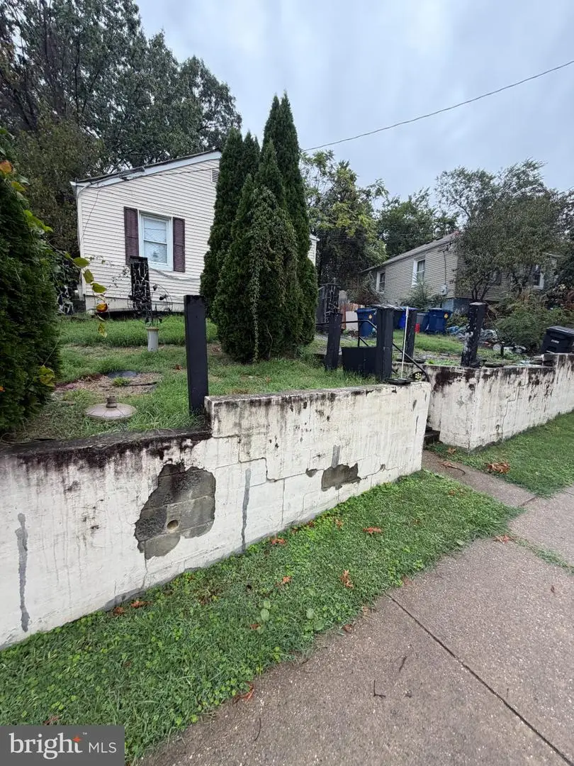 1310 Chapel Oaks Dr, Capitol Heights, MD 20743 - #1