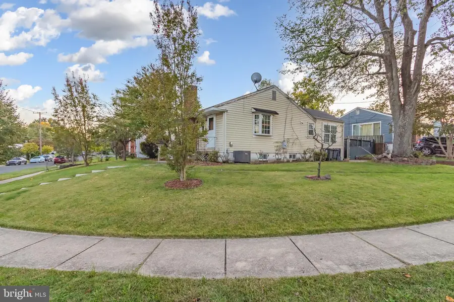 6306 Balfour Dr, Hyattsville, MD 20782 - #2