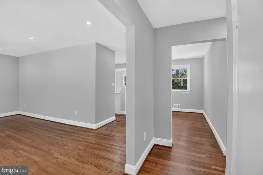 6127 85th Ave, New Carrollton, MD 20784 - #3