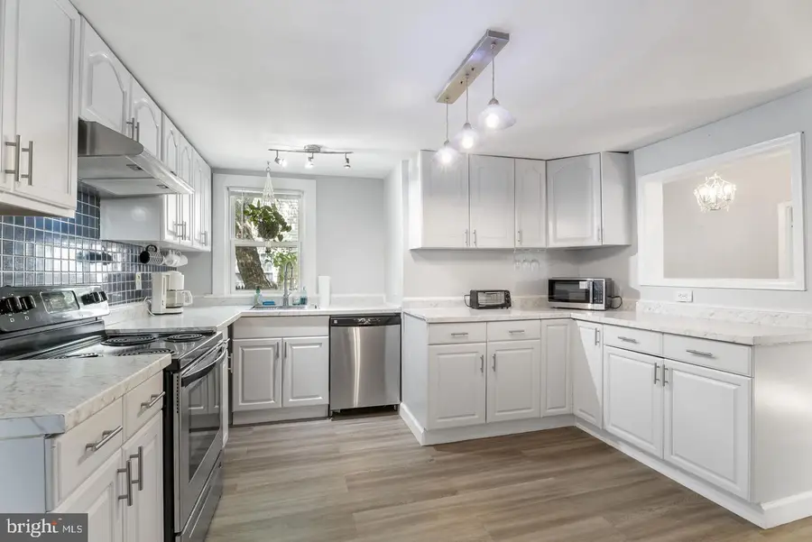 5415 Powhatan Rd, Riverdale, MD 20737 - #3