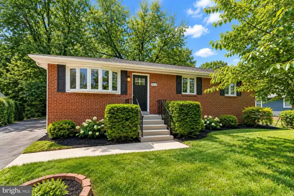 2523 Shadyside Ave, SUITLAND, MD 20746