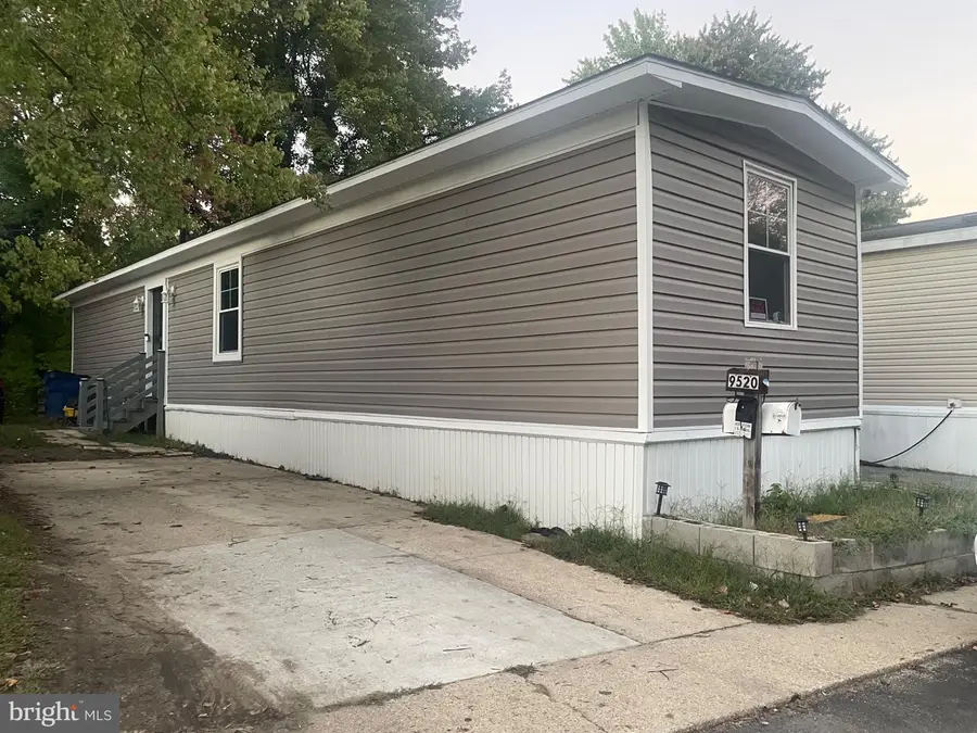 9520 Dogwood Park St, Capitol Heights, MD 20743 - #2