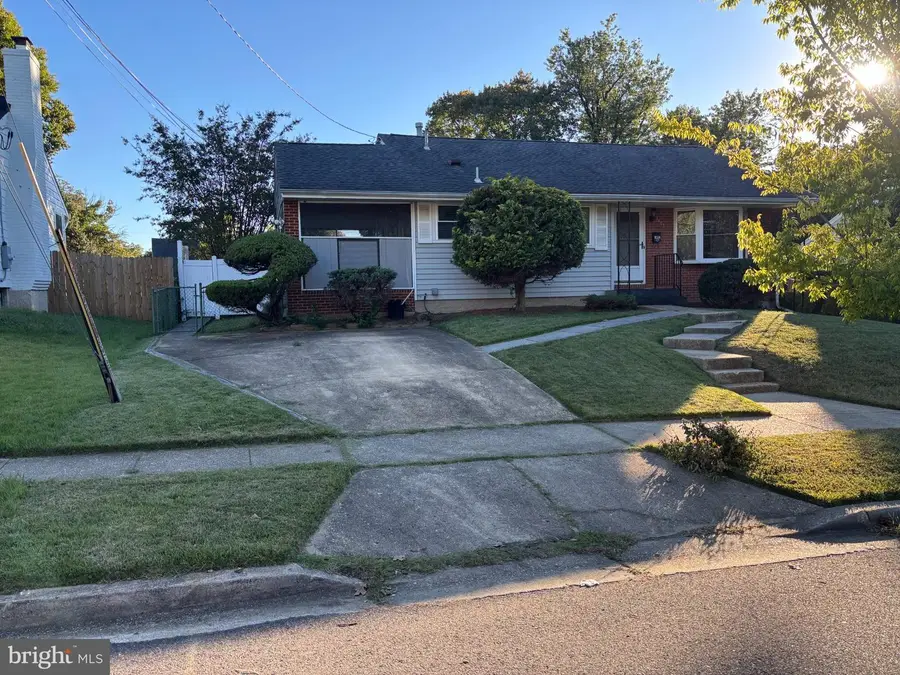 1407 Fenwood Ave, Oxon Hill, MD 20745 - #2