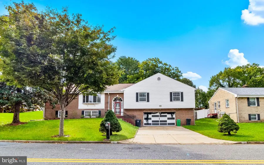 11511 Chantilly Ln, Bowie, MD 20721 - #2