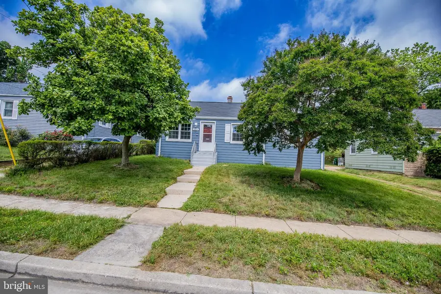 5014 N Englewood Dr, Capitol Heights, MD 20743 - #2