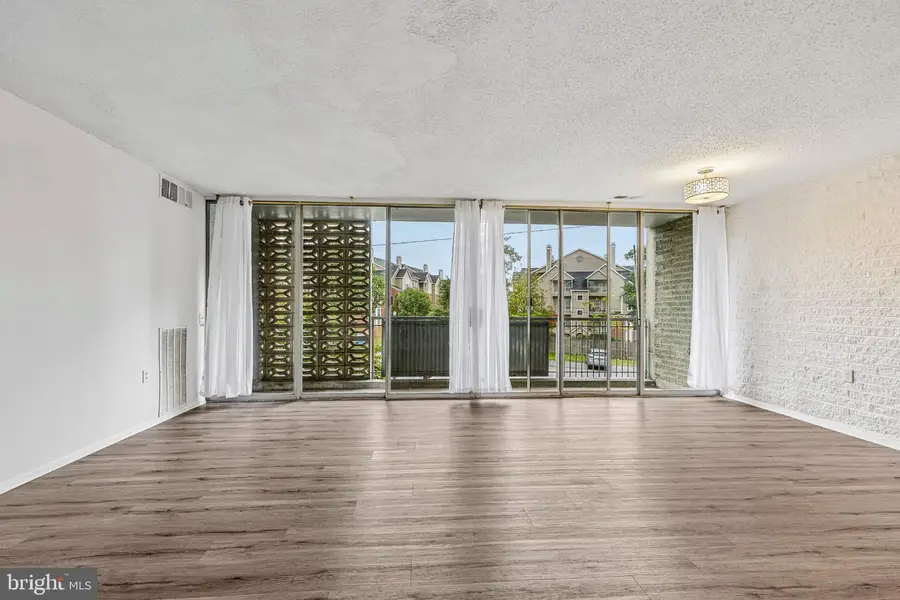 1828 Metzerott Rd #201, Adelphi, MD 20783 - #2