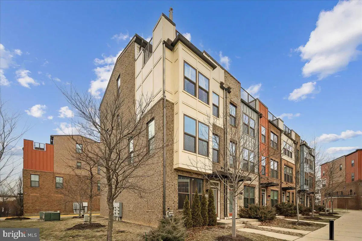 6201 Chronicle St, Hyattsville, MD 20782 - #1