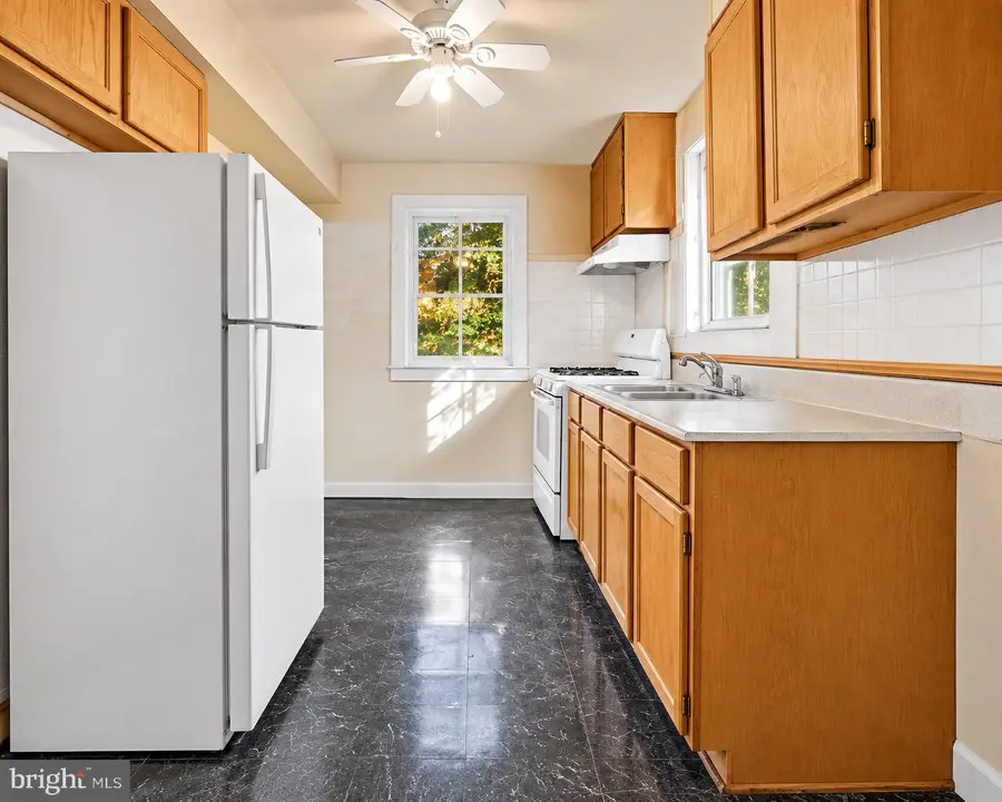2304 Gaylord Dr, Suitland, MD 20746 - #2