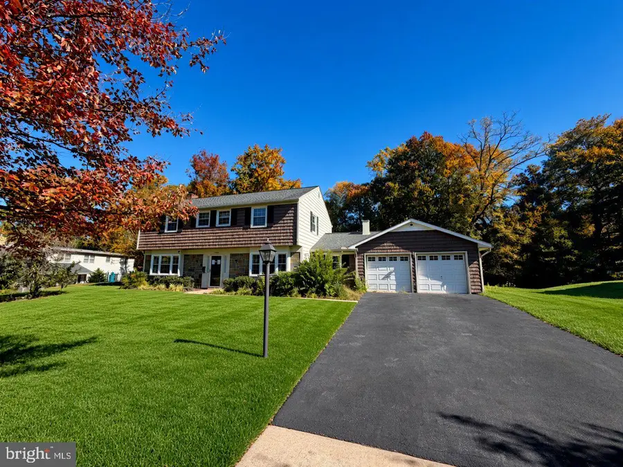 12805 Cedarbrook Ln, Laurel, MD 20708 - #2
