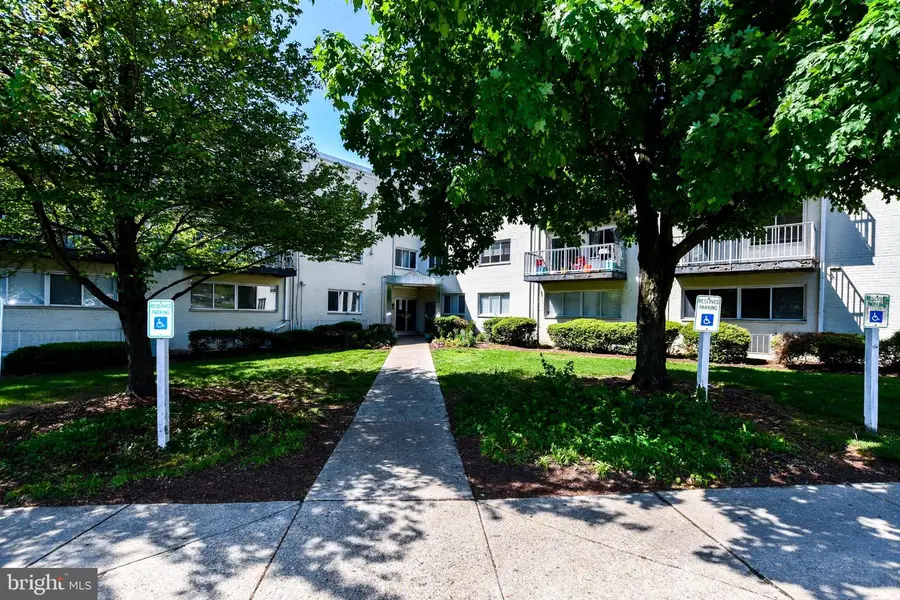 1009 Chillum Rd #104, Hyattsville, MD 20782 - #3