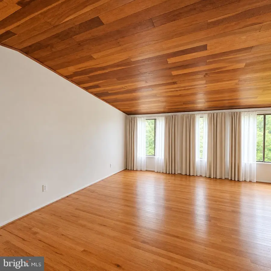 8215 Cagle Rd, Fort Washington, MD 20744 - #2
