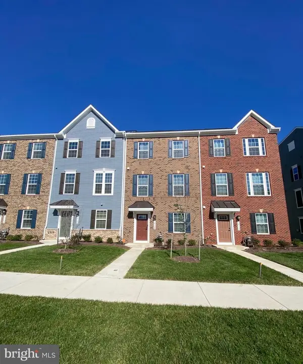 16108 Meadow Glenn Dr, BOWIE, MD 20716