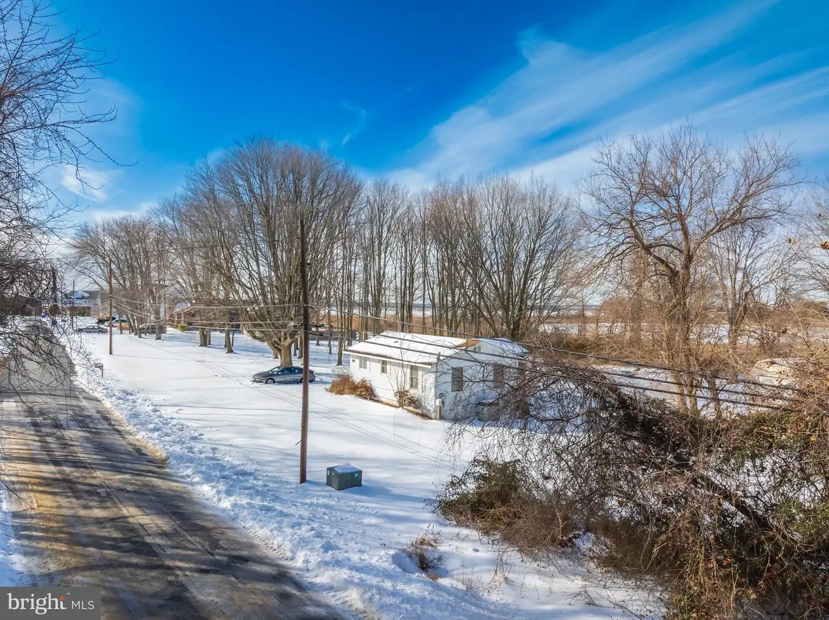 346 Oregon Rd, Stevensville, MD 21666 - #1