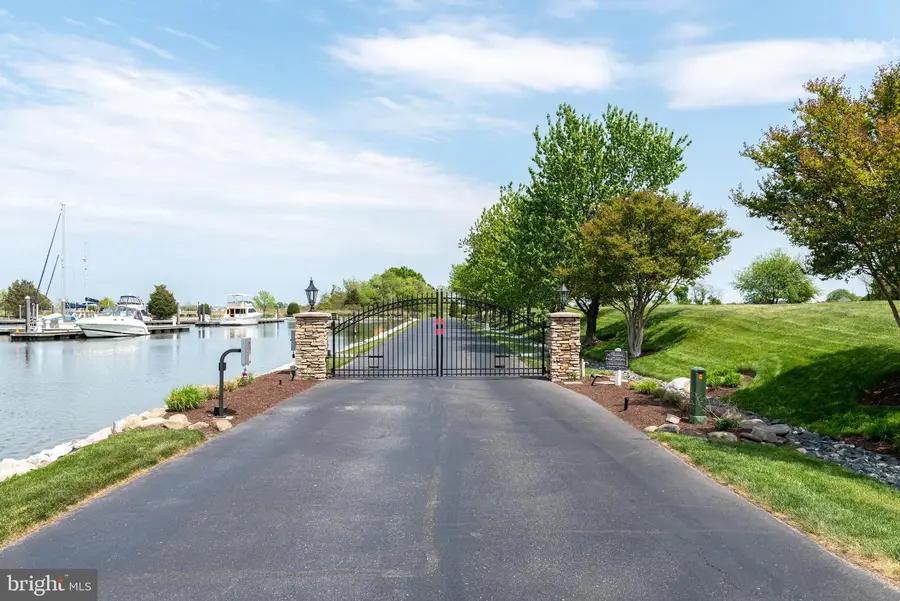430 Narrows Pointe Dr, Grasonville, MD 21638 - #2