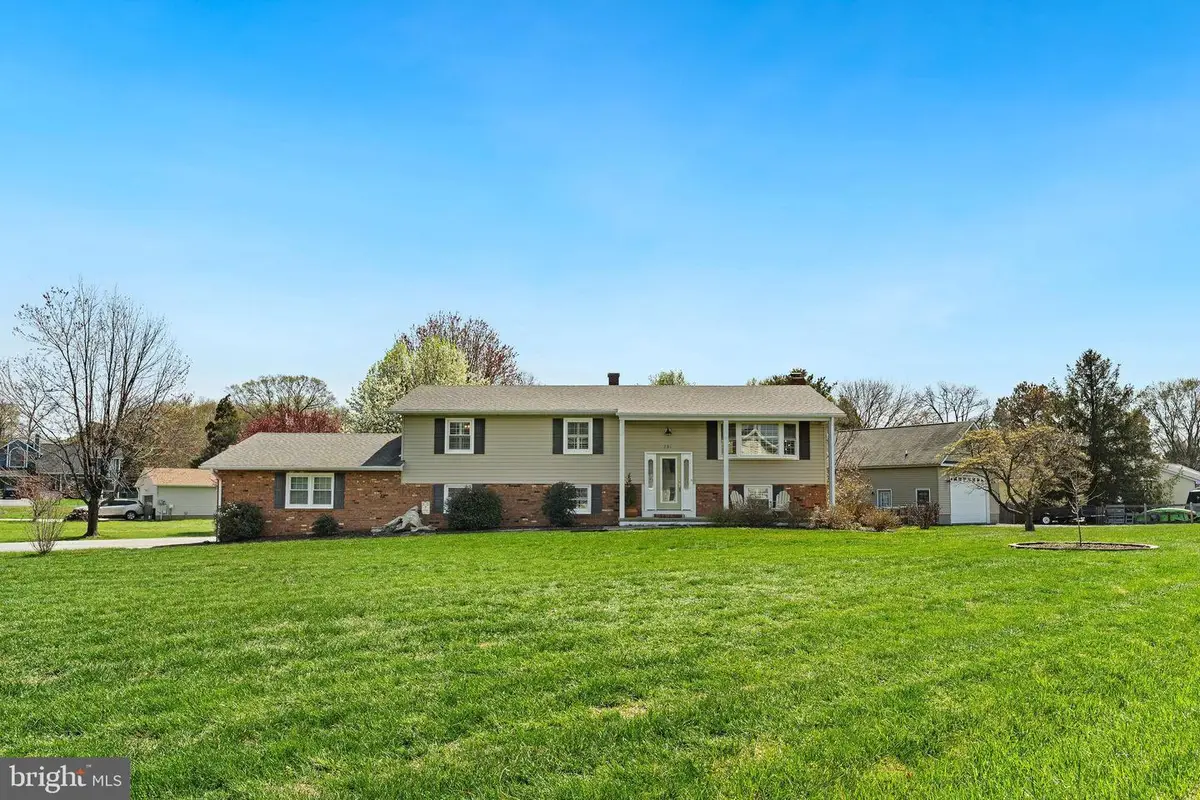 201 Beachside Dr, Stevensville, MD 21666 - #1