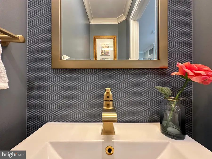 29-a Queen Mary Ct, Chester, MD 21619 - #3