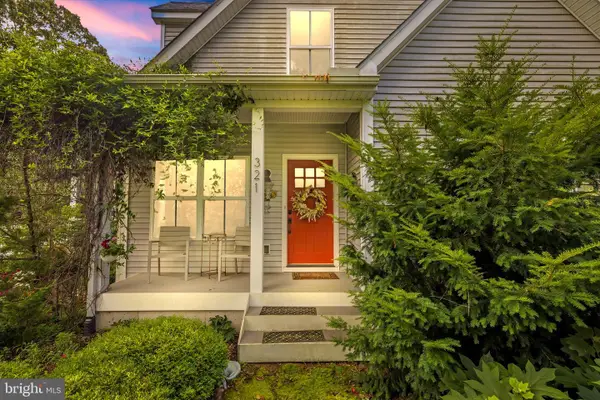 321 Front St, CRUMPTON, MD 21628