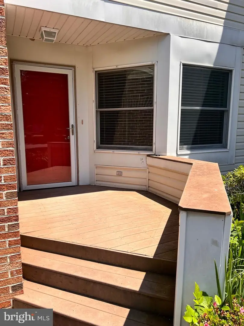 6005 Bridgepointe Dr, Chester, MD 21619 - #3