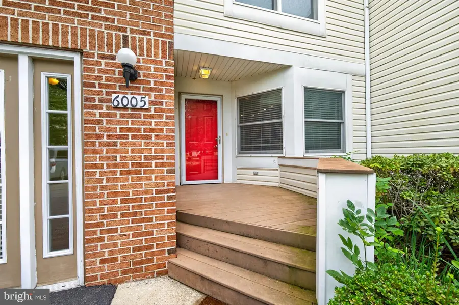 6005 Bridgepointe Dr, Chester, MD 21619 - #2