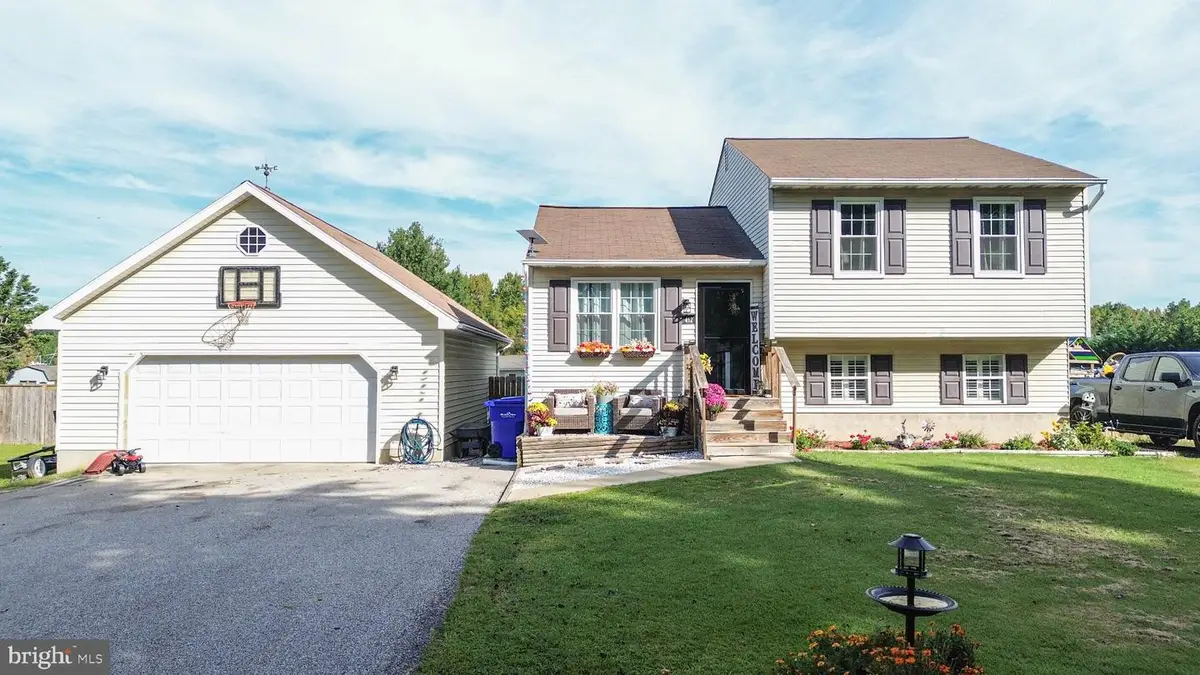 412 Chesapeake Ave, Stevensville, MD 21666 - #1